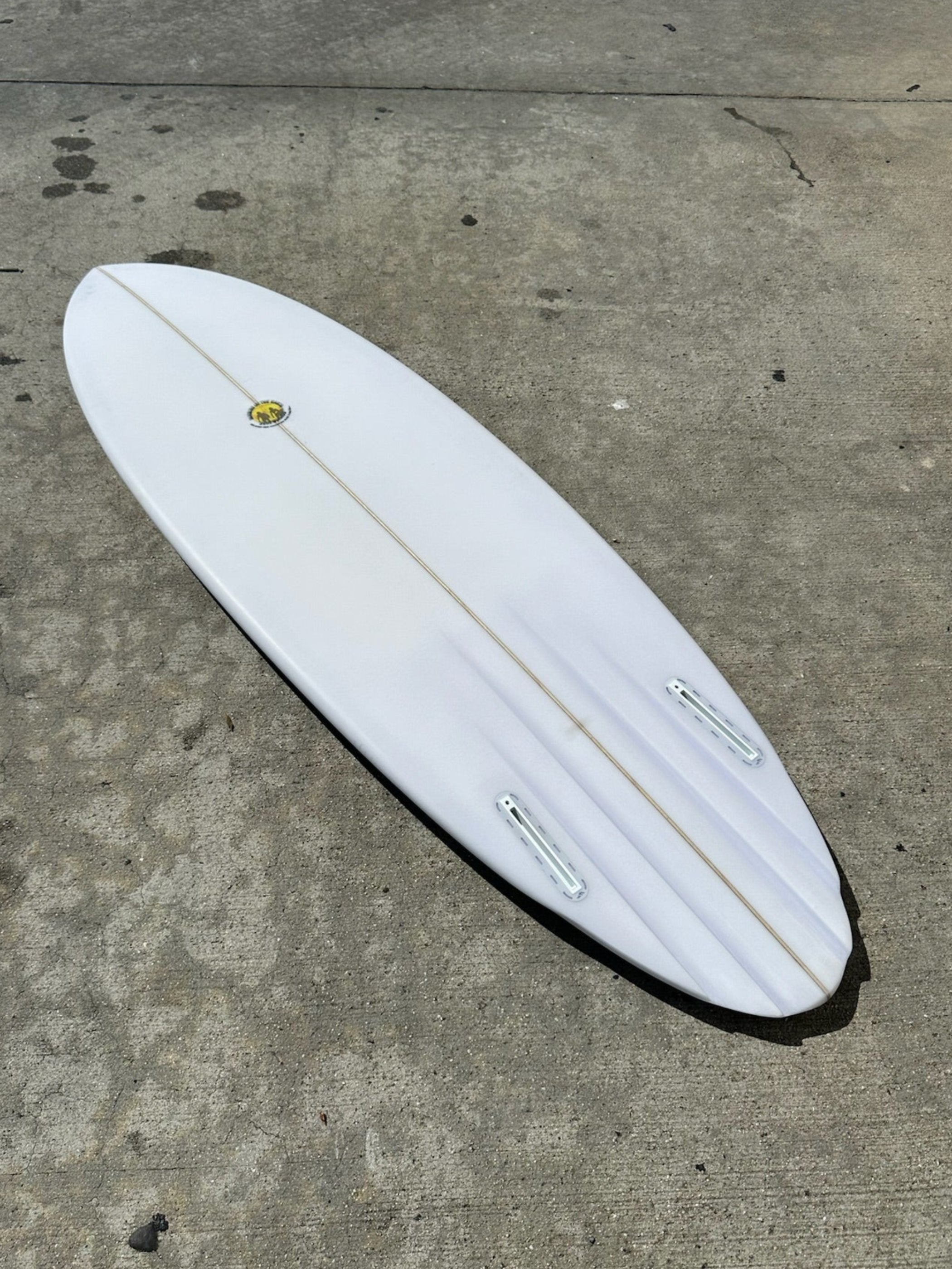 Simon Jones Designs | 5'8” Fiji Triple Stringer Clear Surfboard Simon Jones Designs | 5'8” Fiji Triple Stringer Clear Surfboard