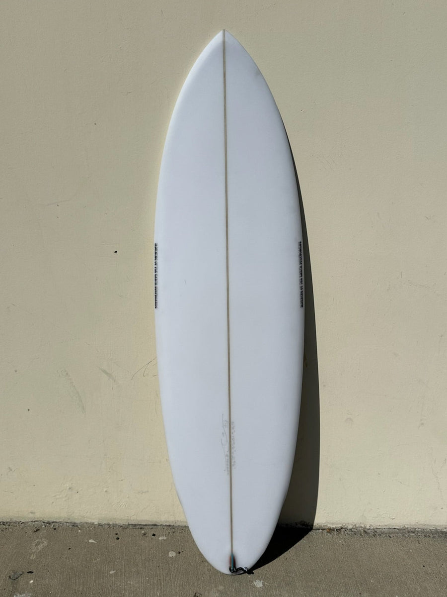 Simon Jones Designs | 5'8” Fiji Triple Stringer Clear Surfboard