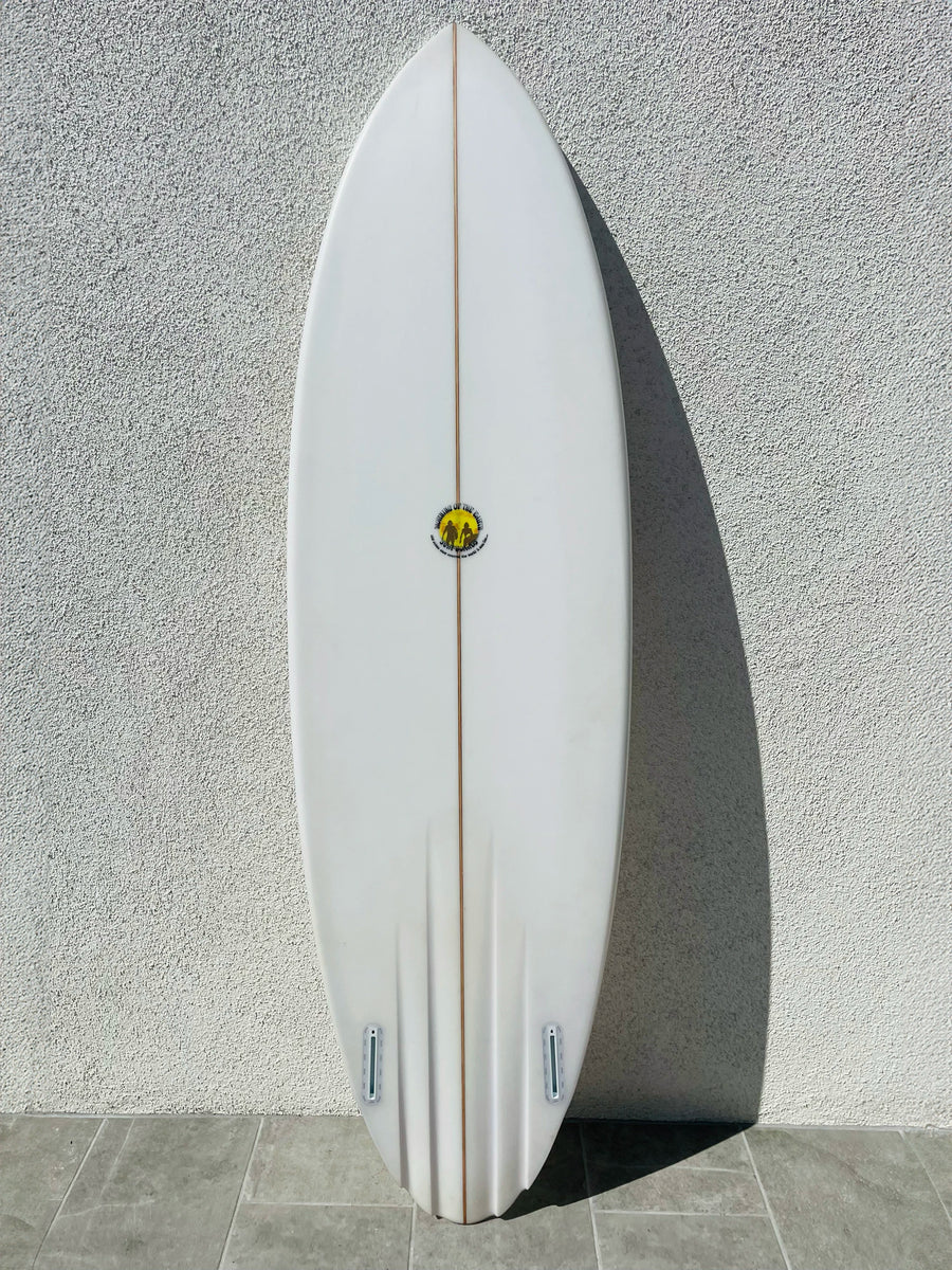 Morning Of The Earth | 6'2” FIJI Clear Surfboard (USED) Morning Of The Earth | 6'2” FIJI Clear Surfboard (USED)