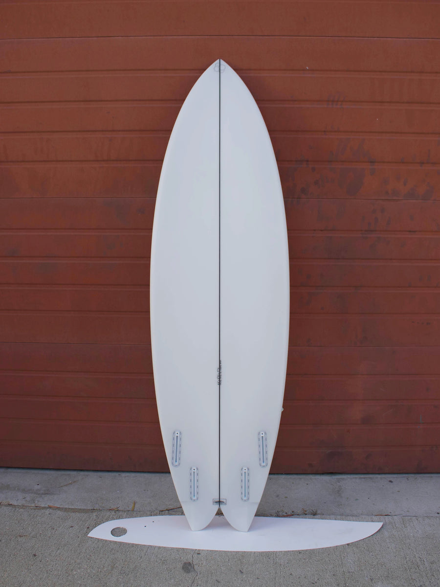 Simon Shapes | Simon Shapes | Step Bottom Fish 6'0'' | Clear Surfboard - Surf Bored