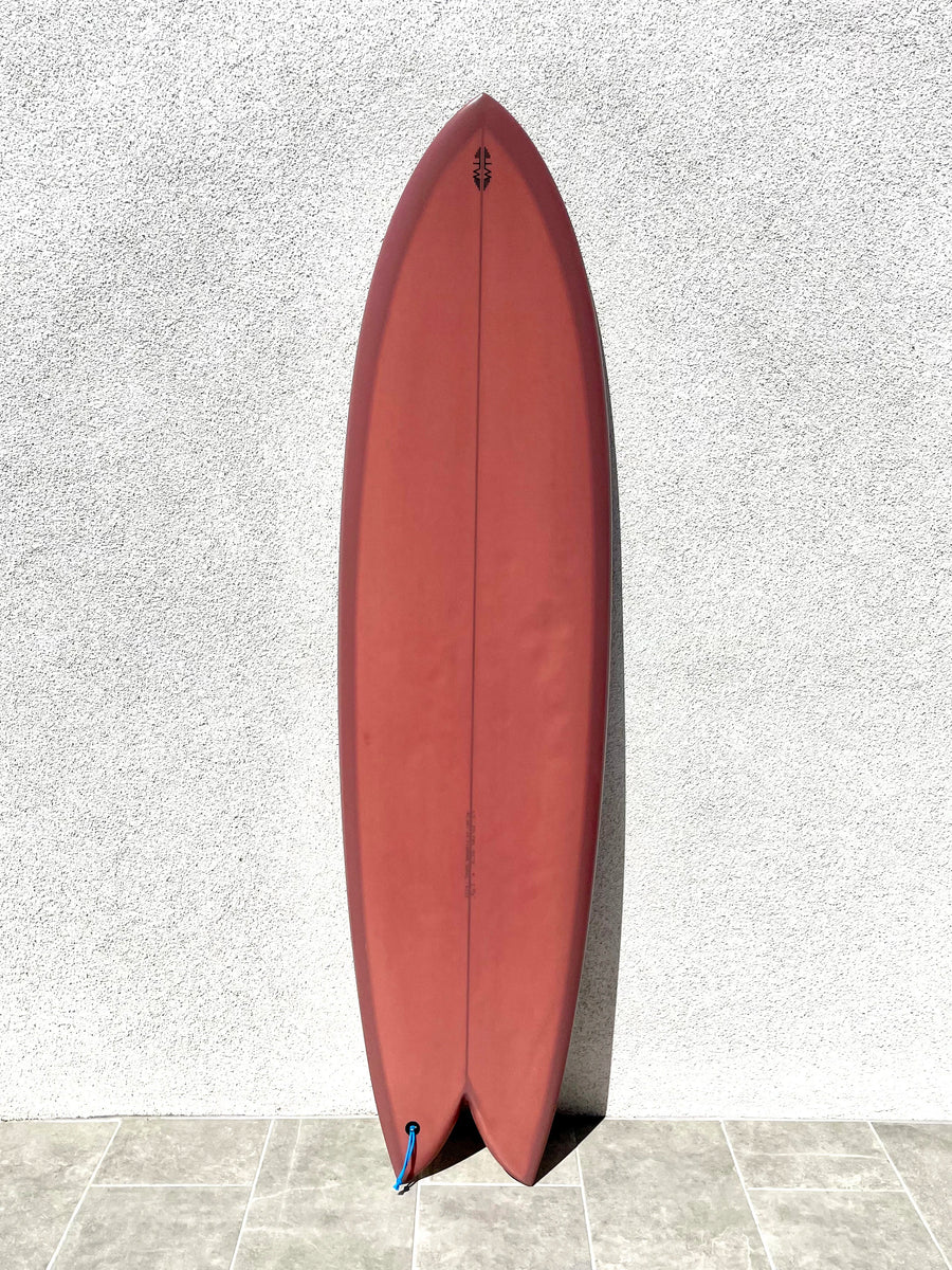 Tyler Warren | 6'5” Dream Fish Quad Mauve Surfboard (USED) Tyler Warren | 6'5” Dream Fish Quad Mauve Surfboard (USED)