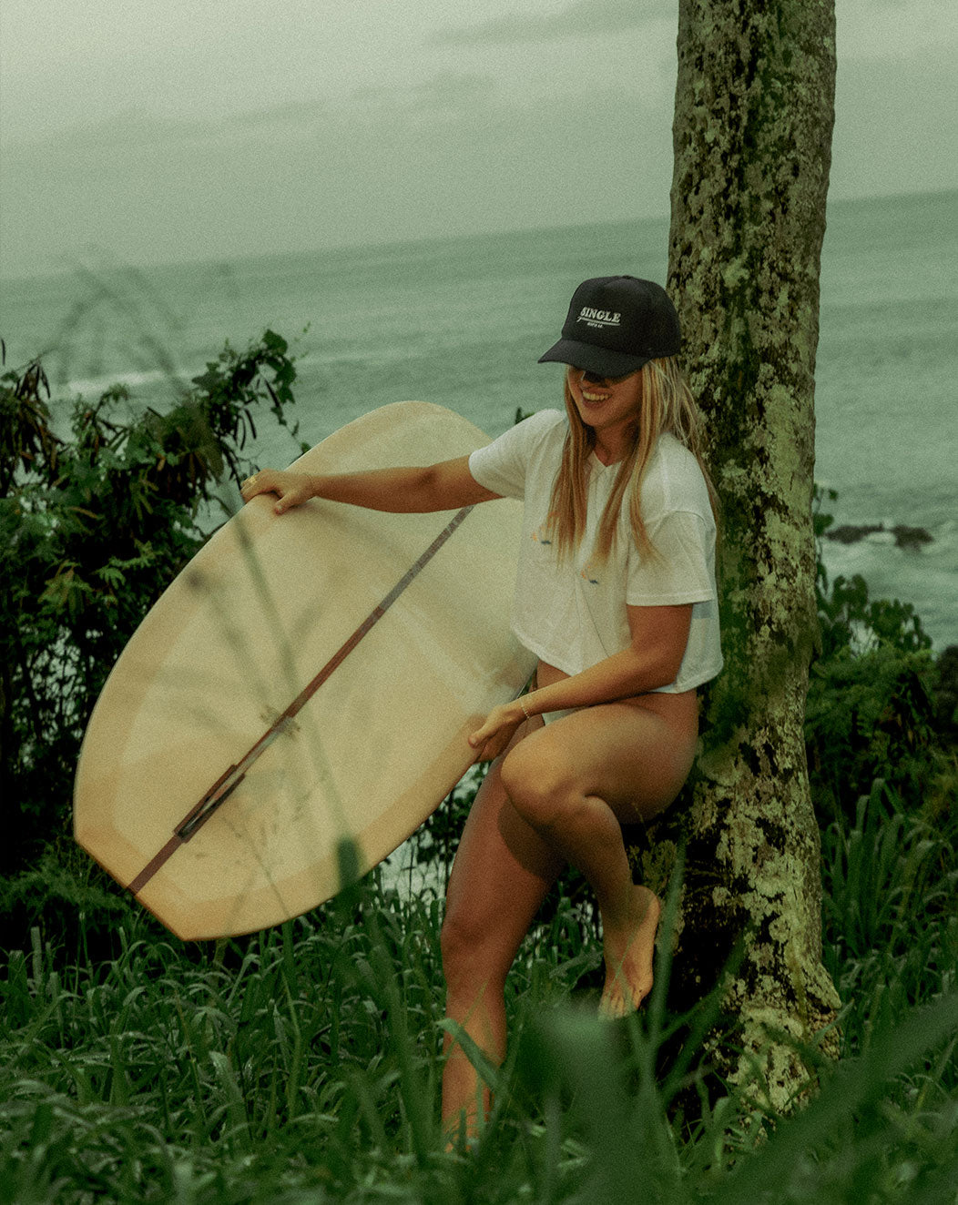 SINGLEfin Trucker Hat - Surf Bored