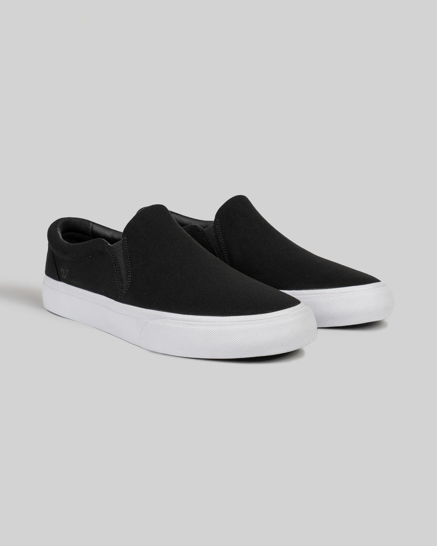STRANGER SLIP-ON | BLACK / WHITE SYNTHETIC