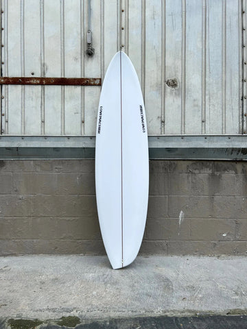 LOVE MACHINE 5'10" SATELITE I  SURFBOARD